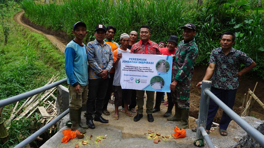 Inspirasi Bridge serving farmers in Taji Village, Malang Inspirasi Bridge serving farmers in Taji Village, Malang