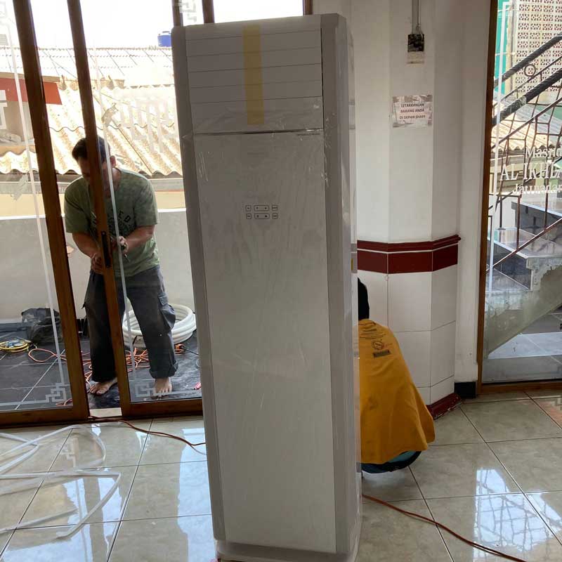 Air-conditioning assistance for Al-Ikhlash Mosque in South Jakarta Air-conditioning assistance for Al-Ikhlash Mosque in South Jakarta