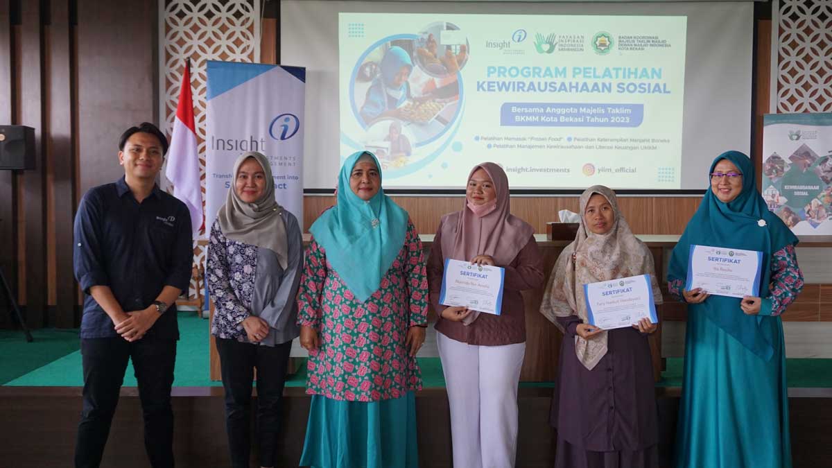 Financial literacy and social-enterprise training for BKMM members in Bekasi