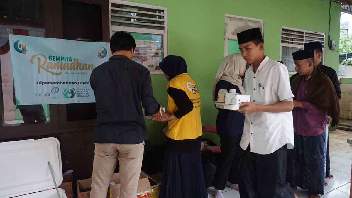 Ramadan Support Reaches 60 Students at Fajar Cendekia Pesantren — gallery image 4 Ramadan Support Reaches 60 Students at Fajar Cendekia Pesantren — gallery image 4