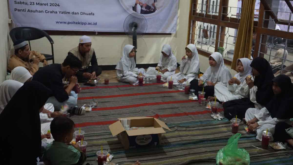 Scholarship Students Lead Ramadan Support for Children in Yogyakarta — gallery image 2 Scholarship Students Lead Ramadan Support for Children in Yogyakarta — gallery image 2