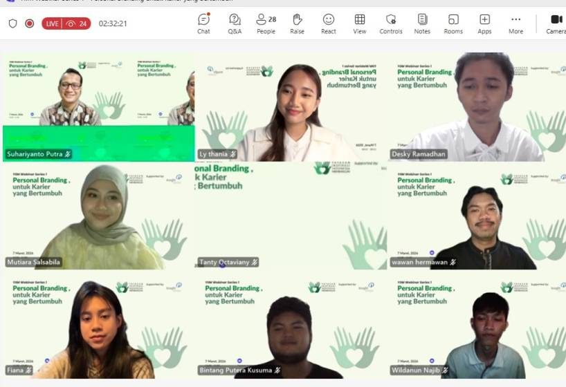 Participants attend YIIM Webinar Series 1 on personal branding for career growth